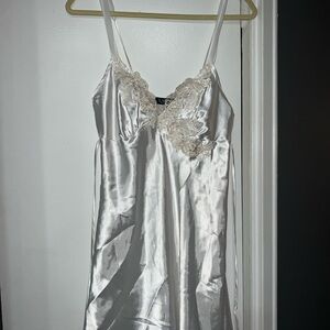 Ralph Lauren White Satin Chemise with Floral Lace. NWT!!!!